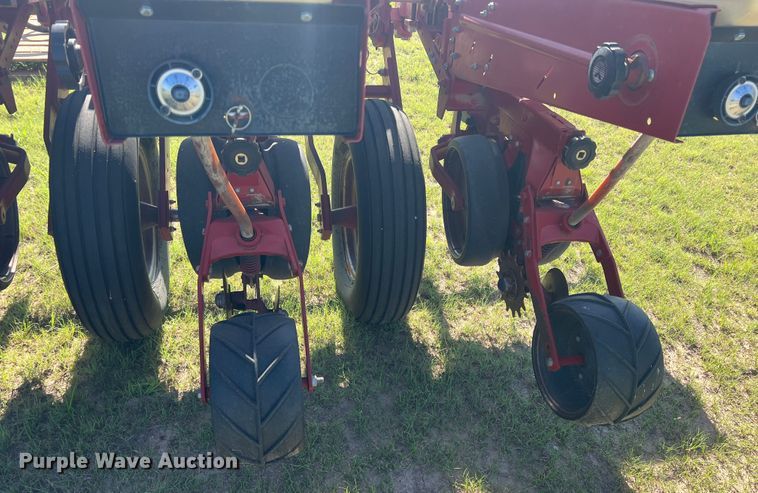 image for item DS8467 Case IH 900 Cyclo Air  planter