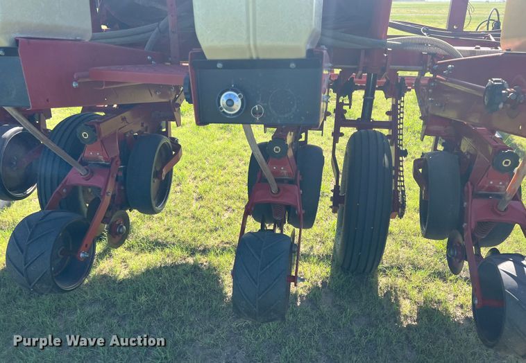 image for item DS8467 Case IH 900 Cyclo Air  planter