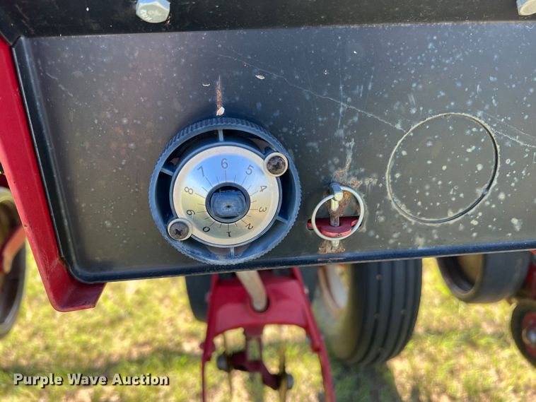 image for item DS8467 Case IH 900 Cyclo Air  planter