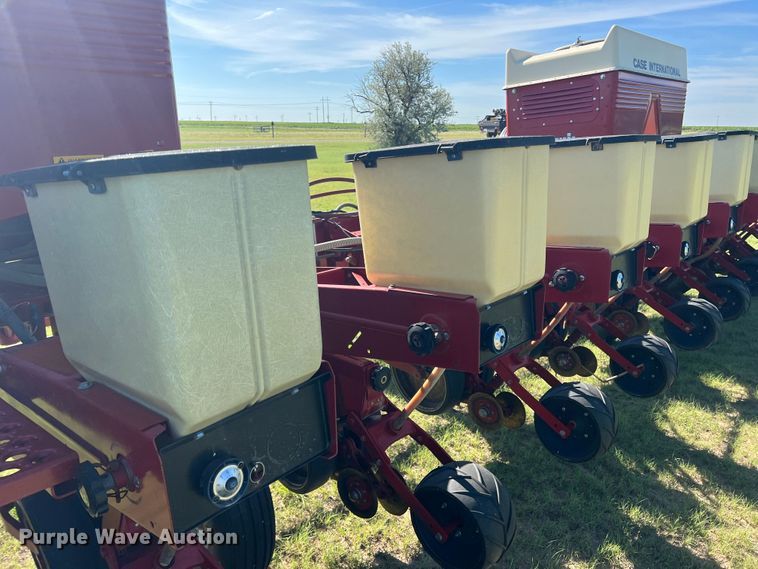 image for item DS8467 Case IH 900 Cyclo Air  planter
