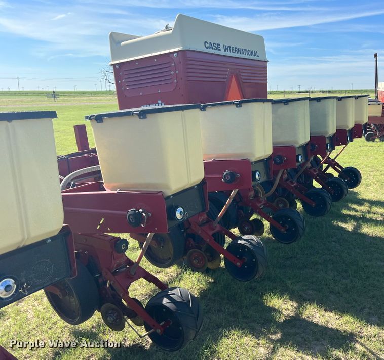 image for item DS8467 Case IH 900 Cyclo Air  planter