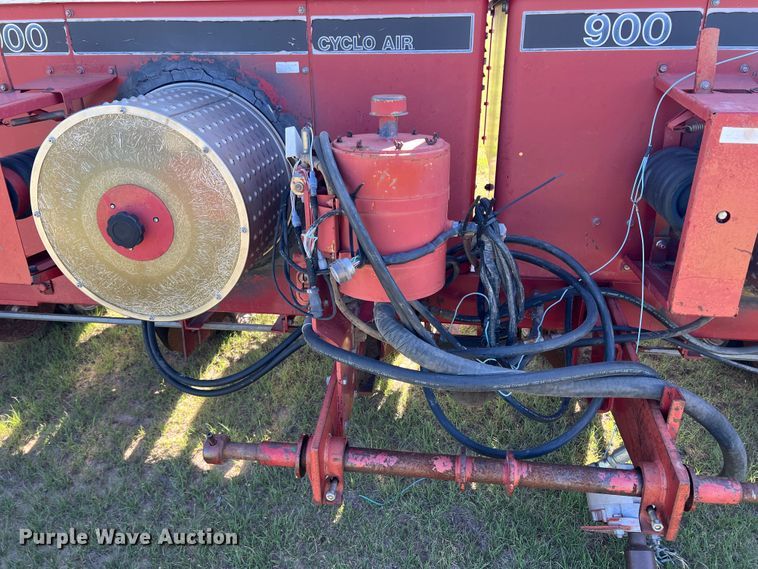 image for item DS8468 Case IH 900 Cyclo Air  planter