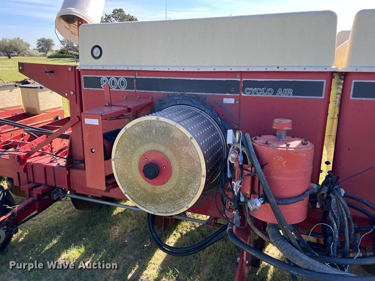 image for item DS8468 Case IH 900 Cyclo Air  planter