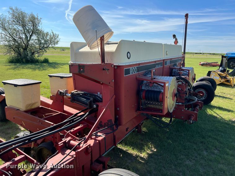 image for item DS8468 Case IH 900 Cyclo Air  planter