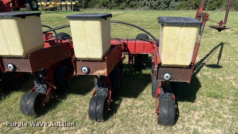 image for item DS8468 Case IH 900 Cyclo Air  planter