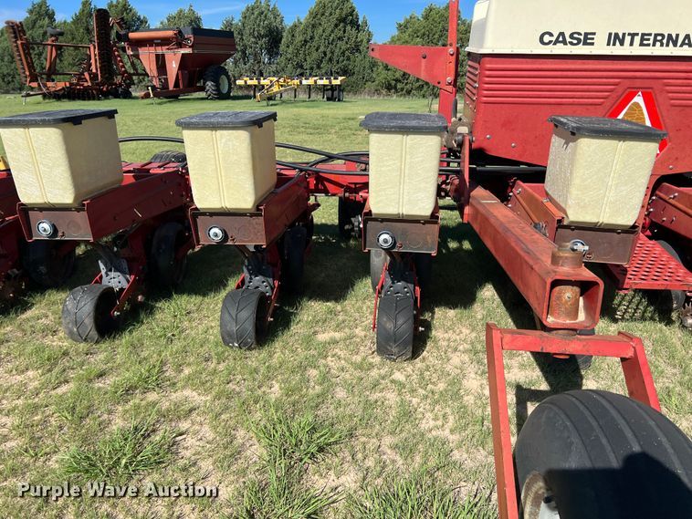 image for item DS8468 Case IH 900 Cyclo Air  planter