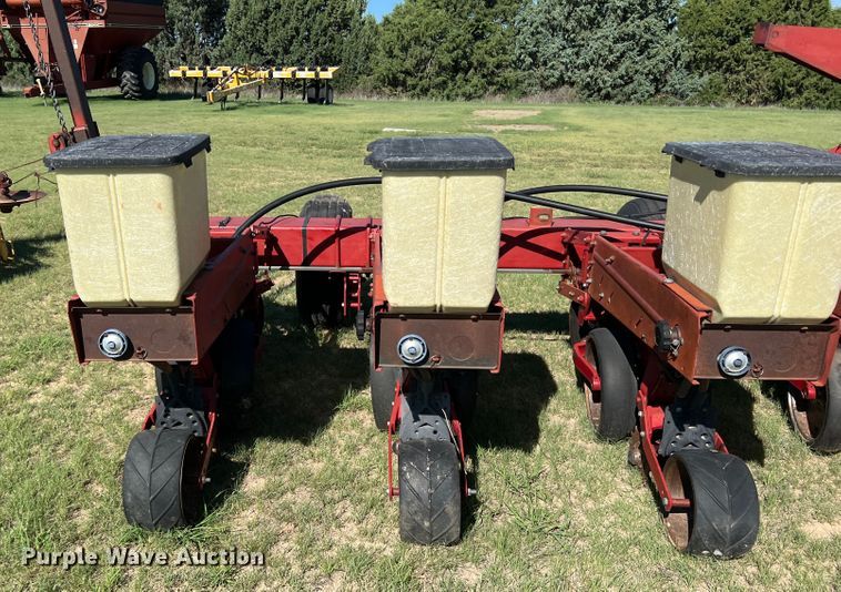 image for item DS8468 Case IH 900 Cyclo Air  planter