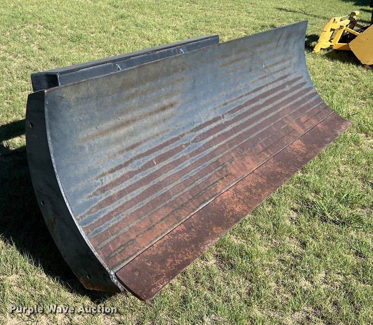 image for item DS8470 Blade