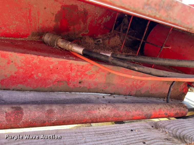 image for item DS8471 1970 Ford F610  grain truck