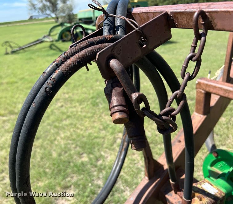 image for item DS8475 Sprayer trailer