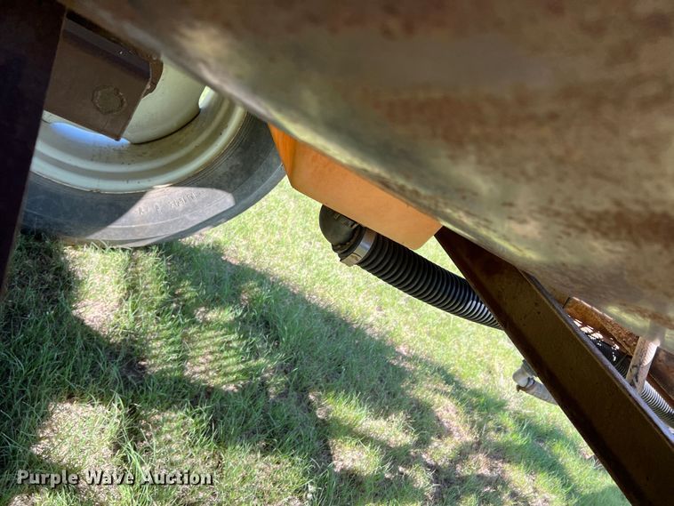 image for item DS8475 Sprayer trailer