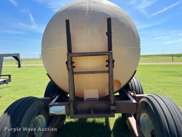 image for item DS8475 Sprayer trailer