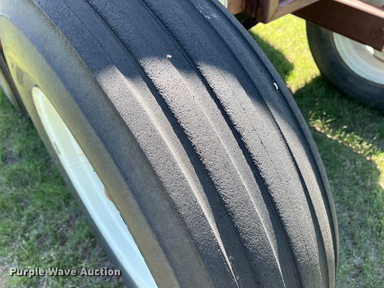 image for item DS8475 Sprayer trailer