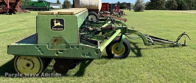 image for item DS8476 (2) John Deere 9000 grain drills
