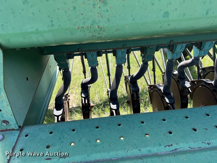 image for item DS8476 (2) John Deere 9000 grain drills