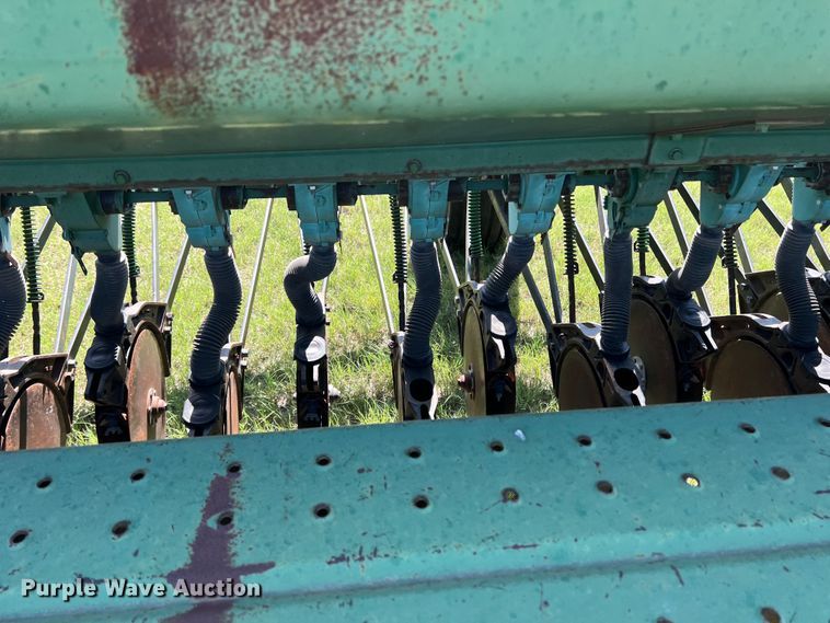 image for item DS8476 (2) John Deere 9000 grain drills