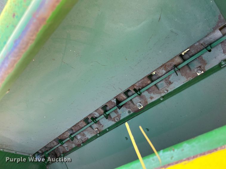 image for item DS8476 (2) John Deere 9000 grain drills