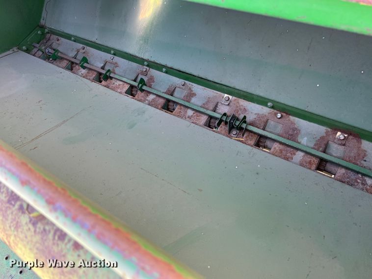 image for item DS8476 (2) John Deere 9000 grain drills