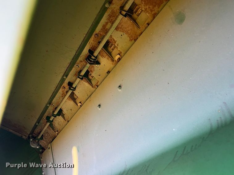 image for item DS8476 (2) John Deere 9000 grain drills