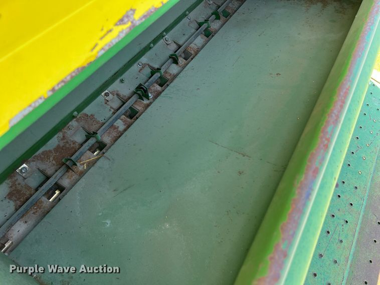 image for item DS8476 (2) John Deere 9000 grain drills