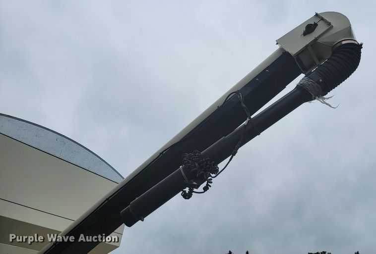 image for item JC9749 Friesen 375  seed tender