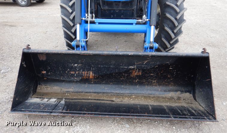 image for item JH9670 2015 New Holland T4.110  MFWD tractor