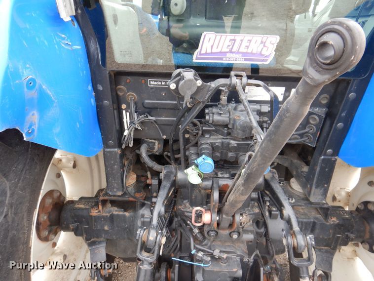 image for item JH9670 2015 New Holland T4.110  MFWD tractor