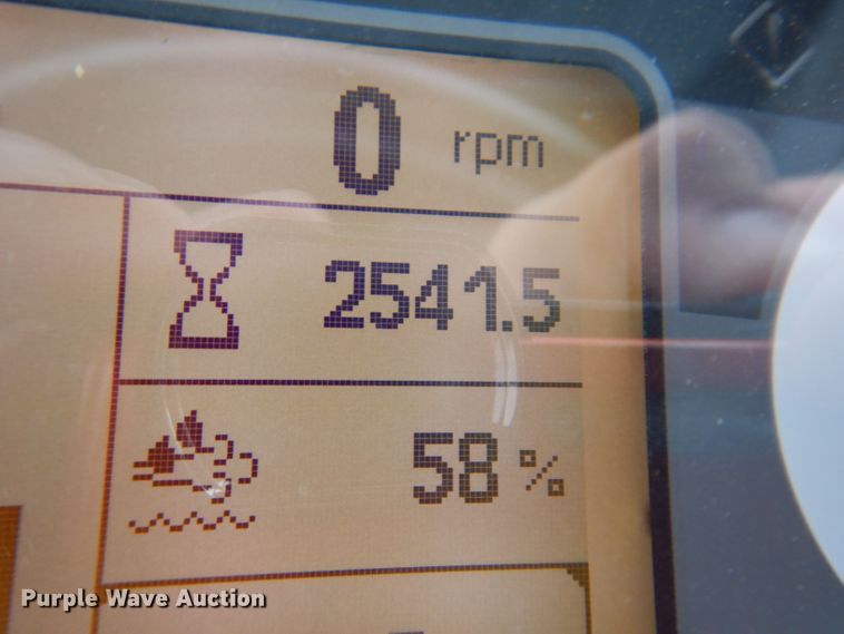 image for item JH9670 2015 New Holland T4.110  MFWD tractor