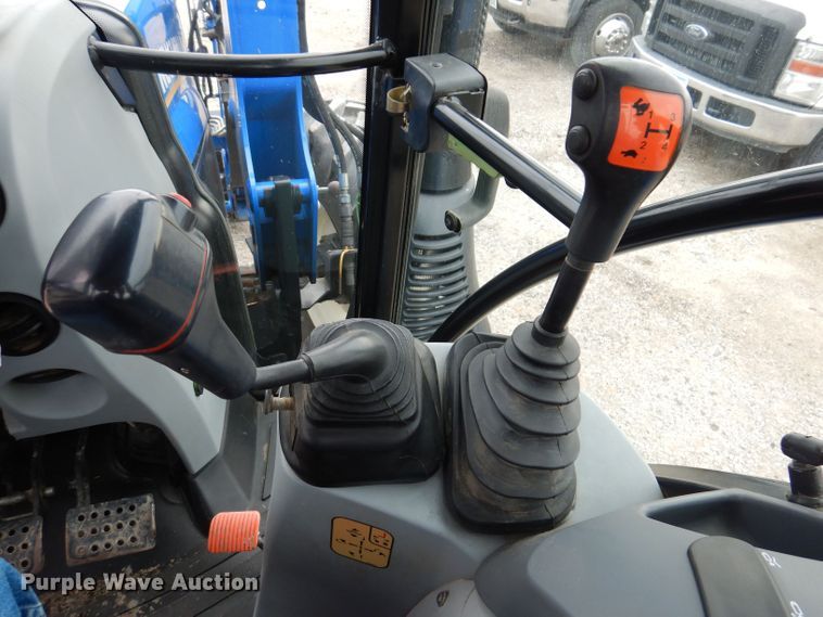 image for item JH9670 2015 New Holland T4.110  MFWD tractor