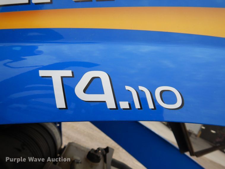 image for item JH9670 2015 New Holland T4.110  MFWD tractor