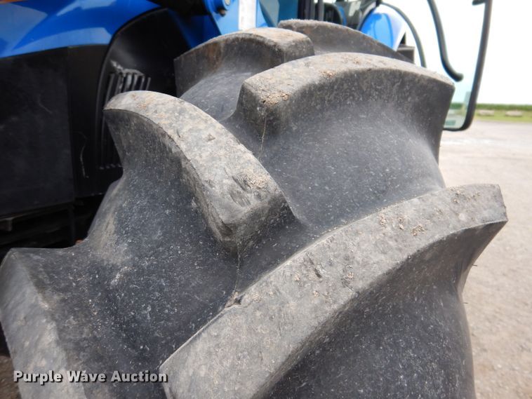 image for item JH9670 2015 New Holland T4.110  MFWD tractor