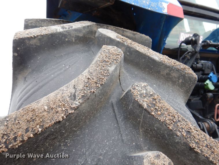 image for item JH9670 2015 New Holland T4.110  MFWD tractor