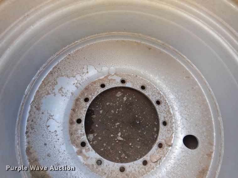 image for item JH9676 (4) Alliance A-360 floatation tires and wheels