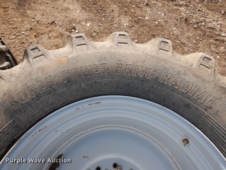 image for item JH9676 (4) Alliance A-360 floatation tires and wheels