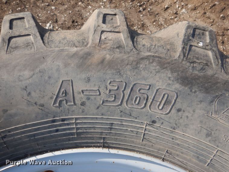 image for item JH9676 (4) Alliance A-360 floatation tires and wheels