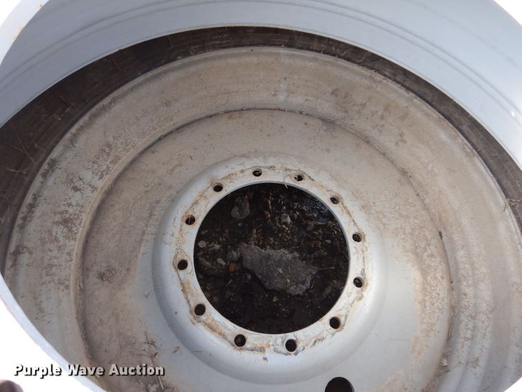 image for item JH9676 (4) Alliance A-360 floatation tires and wheels