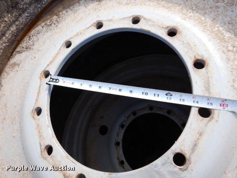 image for item JH9676 (4) Alliance A-360 floatation tires and wheels