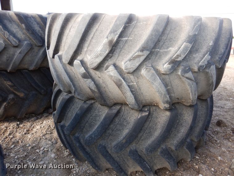 image for item JH9678 (4) Alliance A-360 floatation tires and wheels