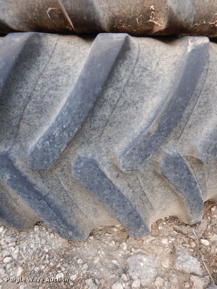 image for item JH9678 (4) Alliance A-360 floatation tires and wheels