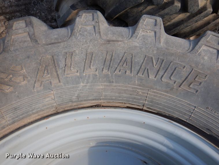 image for item JH9678 (4) Alliance A-360 floatation tires and wheels