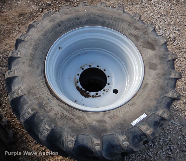 image for item JH9678 (4) Alliance A-360 floatation tires and wheels