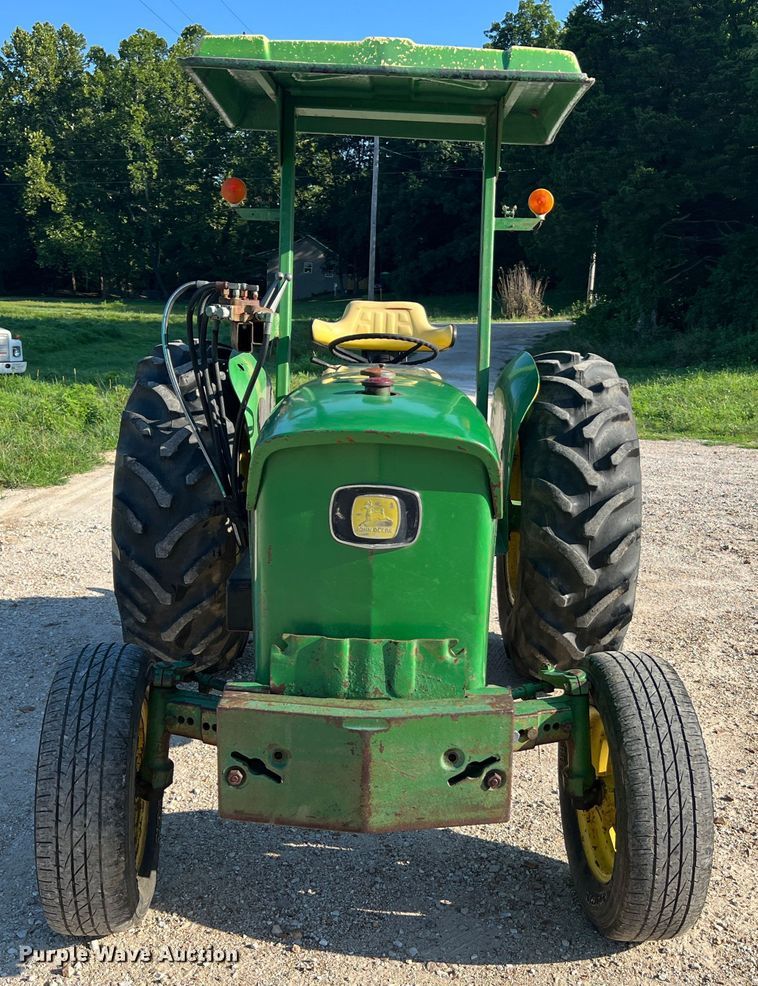 image for item JM9179 1974 John Deere 2030 tractor