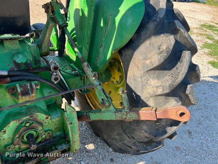 image for item JM9179 1974 John Deere 2030 tractor