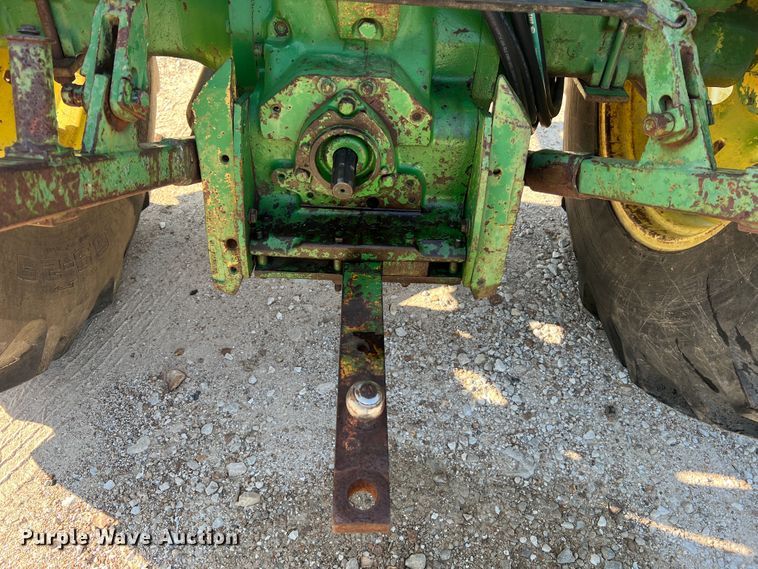 image for item JM9179 1974 John Deere 2030 tractor