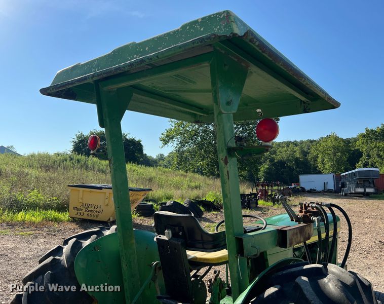 image for item JM9179 1974 John Deere 2030 tractor