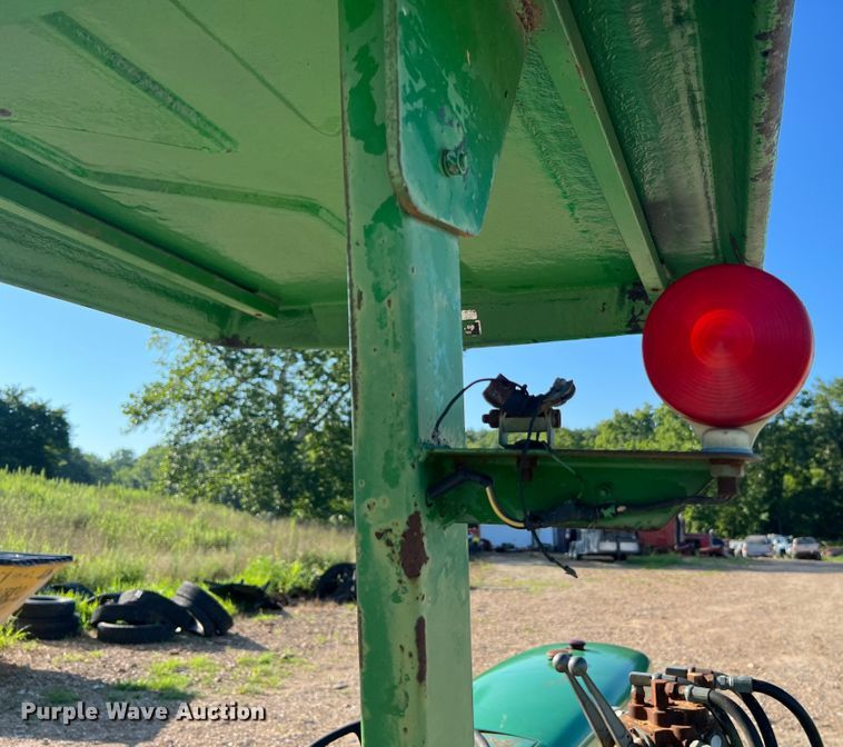 image for item JM9179 1974 John Deere 2030 tractor