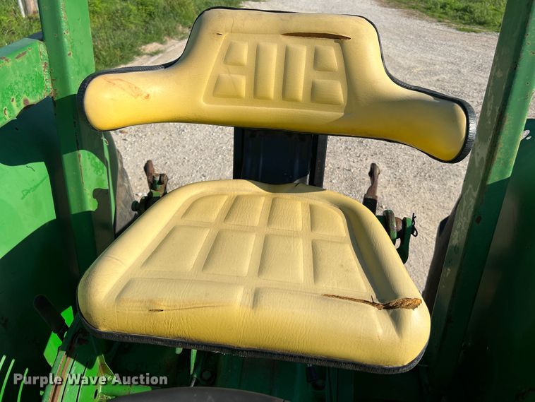 image for item JM9179 1974 John Deere 2030 tractor