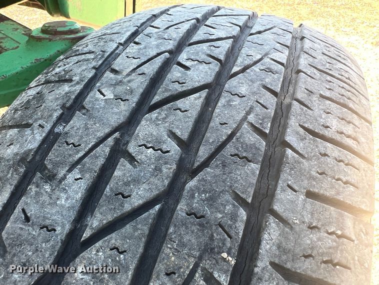 image for item JM9179 1974 John Deere 2030 tractor