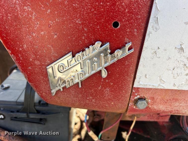 image for item JM9187 1957 International 350 Utility tractor