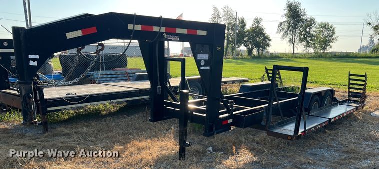 image for item JM9196 2011 Behnke  sprayer trailer